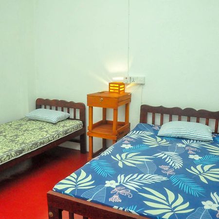 Airport Tourist Resort Katunayaka Екстериор снимка