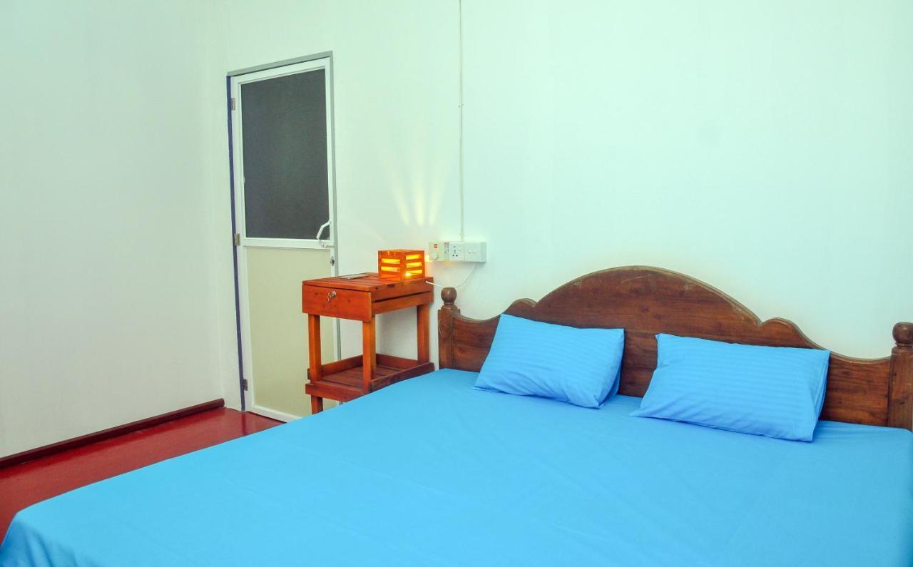 Airport Tourist Resort Katunayaka Екстериор снимка